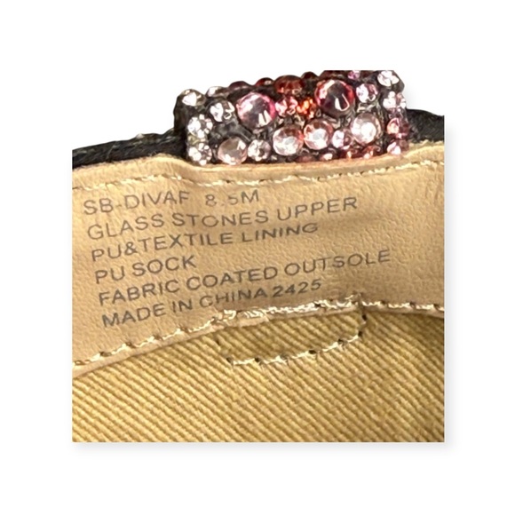 new Betsey Johnson ✿ Diva Crystal Floral Chelsea Ankle Cowboy Boot ✿ Black 8.5M - Picture 5 of 16